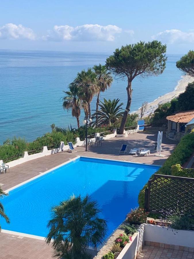 Boutique Apartment With Beach Within Walking Distance, Near Tropea Parghelia Kültér fotó