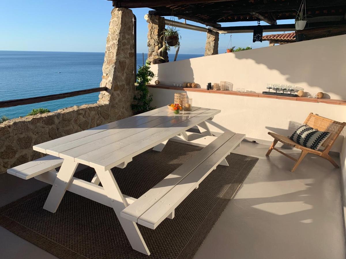 Boutique Apartment With Beach Within Walking Distance, Near Tropea Parghelia Kültér fotó