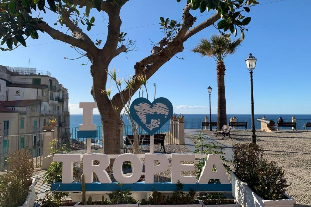 Boutique Apartment With Beach Within Walking Distance, Near Tropea Parghelia Kültér fotó