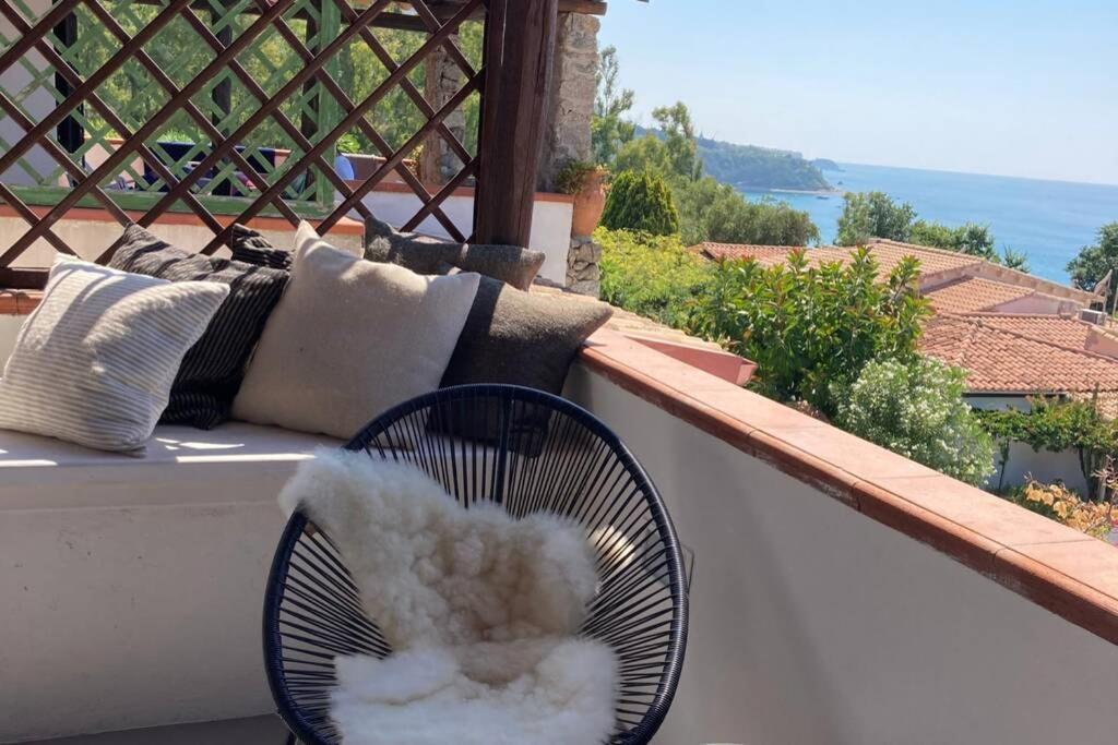 Boutique Apartment With Beach Within Walking Distance, Near Tropea Parghelia Kültér fotó