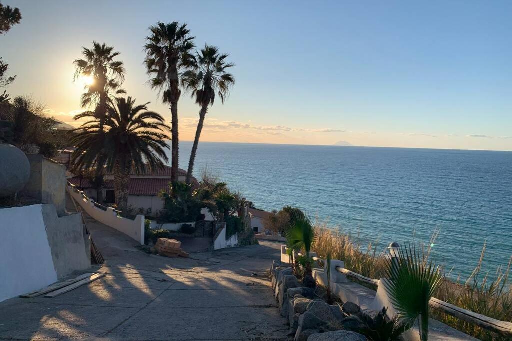 Boutique Apartment With Beach Within Walking Distance, Near Tropea Parghelia Kültér fotó