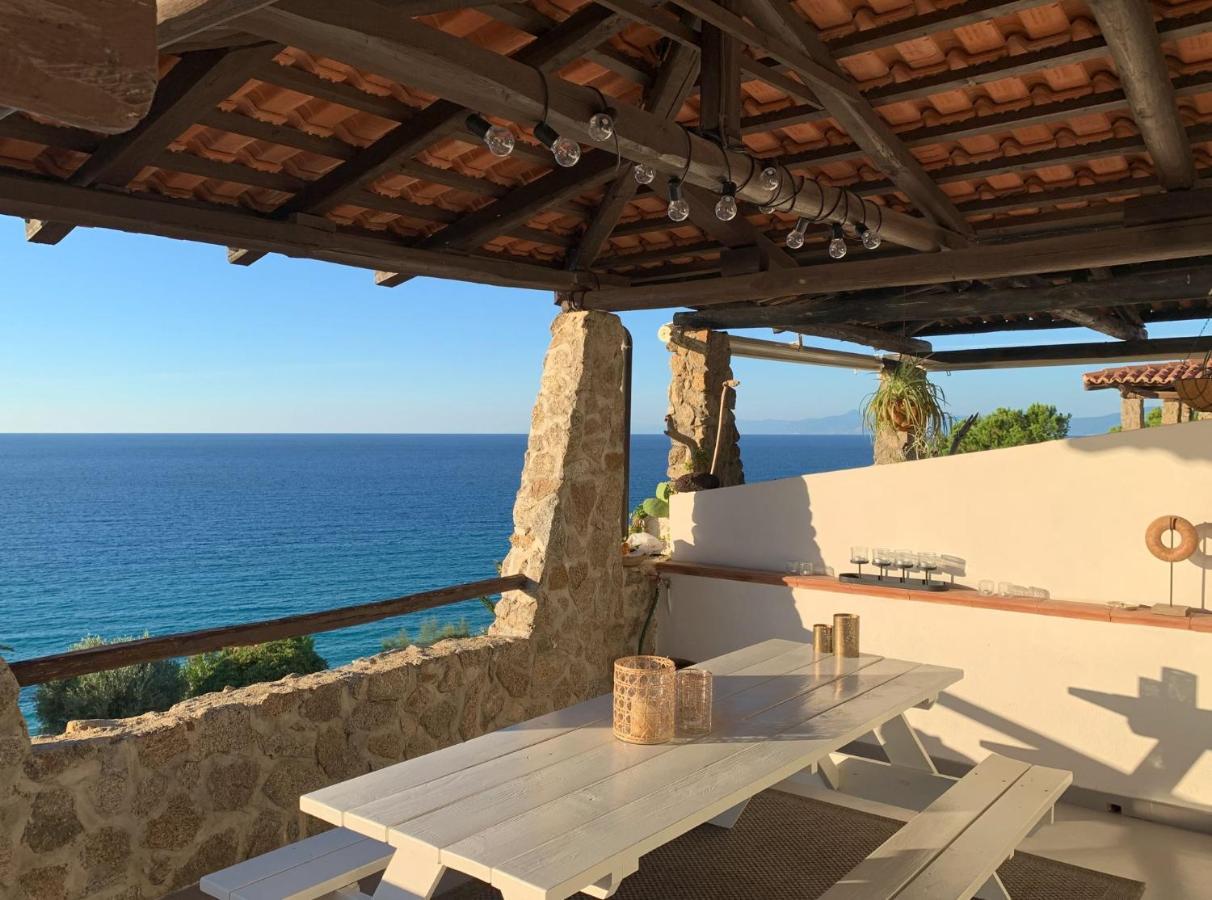 Boutique Apartment With Beach Within Walking Distance, Near Tropea Parghelia Kültér fotó